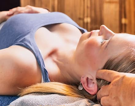 Relaxing Acupuncture with Massage